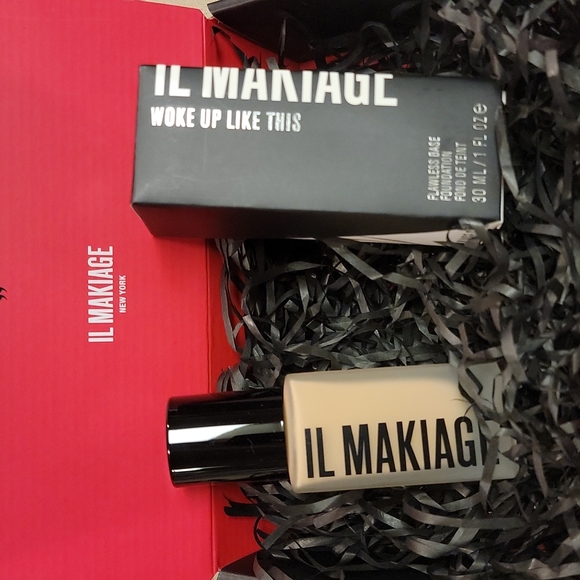 IL MAKIAGE I Woke up like this  Flawless Foundation #40 - Picture 2 of 13